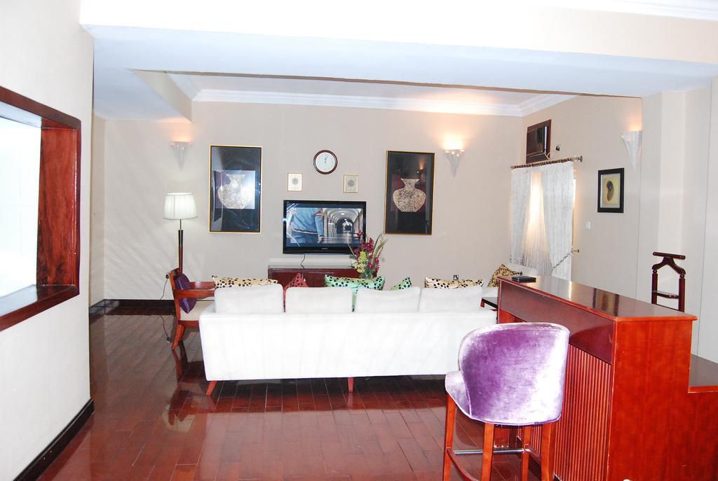 Chelsea Hotel Abuja Oda fotoğraf